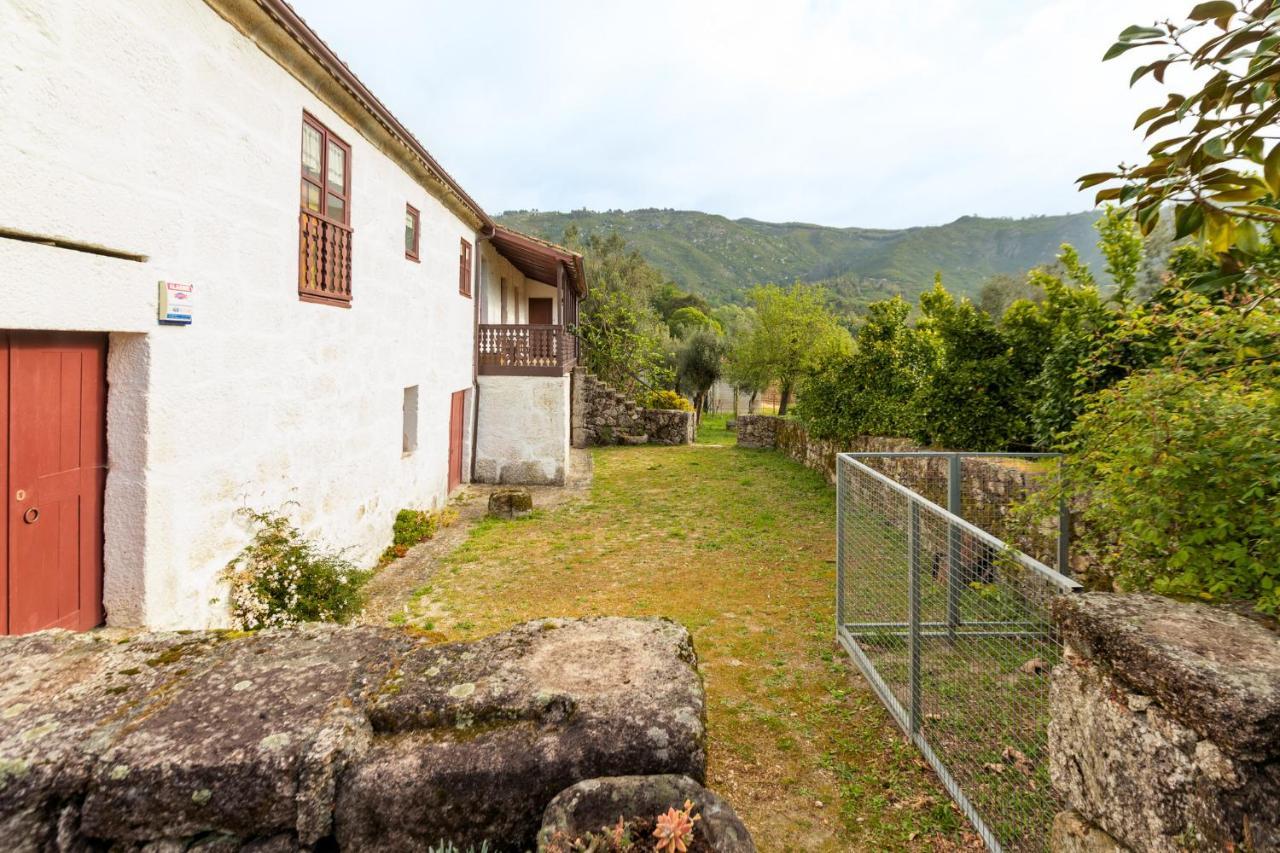 Casa Lavoura Em Requeixo Vendégház Celorico De Basto Kültér fotó